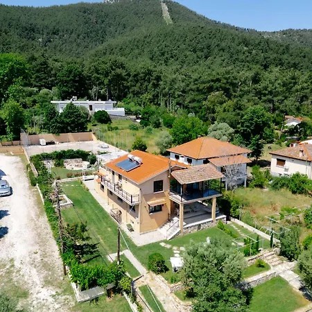 Pefko Apartament Glykadi